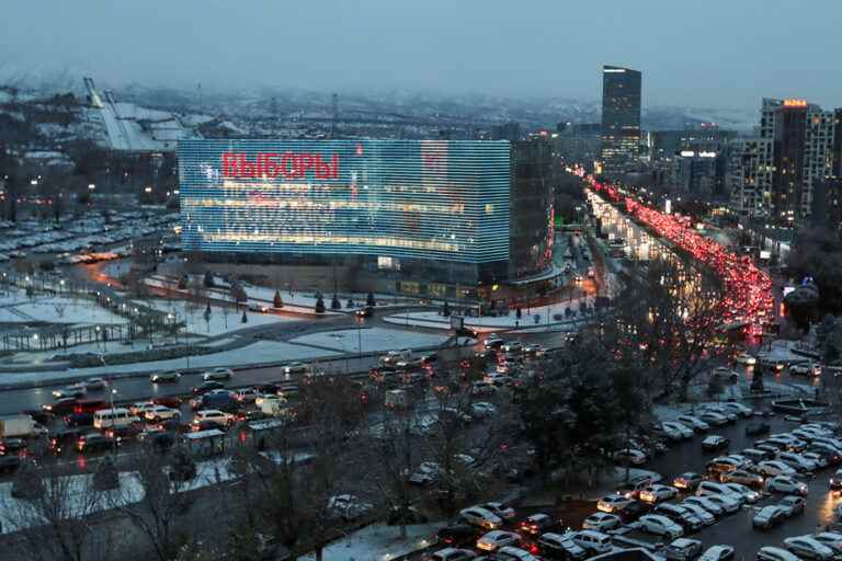 Kazakhstan |  An early election after a year of high tensions