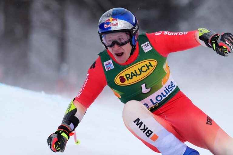 Lake Louise World Cup |  Marco Odermatt wins first super-G event