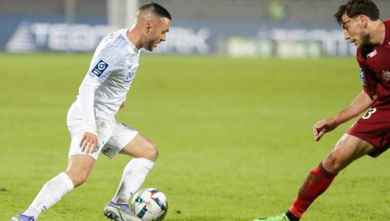 Ligue 2: beaten in Annecy, Sochaux leaves the podium