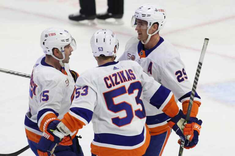 Monday in the NHL |  Islanders win over Senators