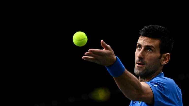 Novak Djokovic takes the first set against Holger Rune… Follow the final