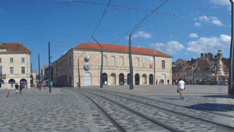 Participate in the citizen consultation on the revegetation of the Place de la Révolution in Besançon