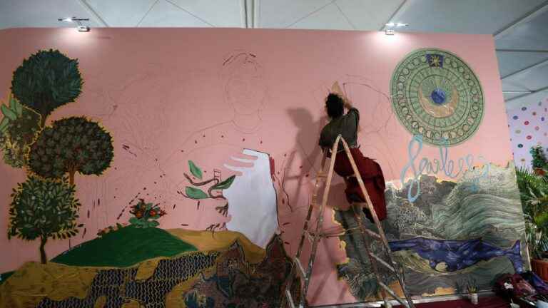 Performances or frescoes, art invites itself to COP27