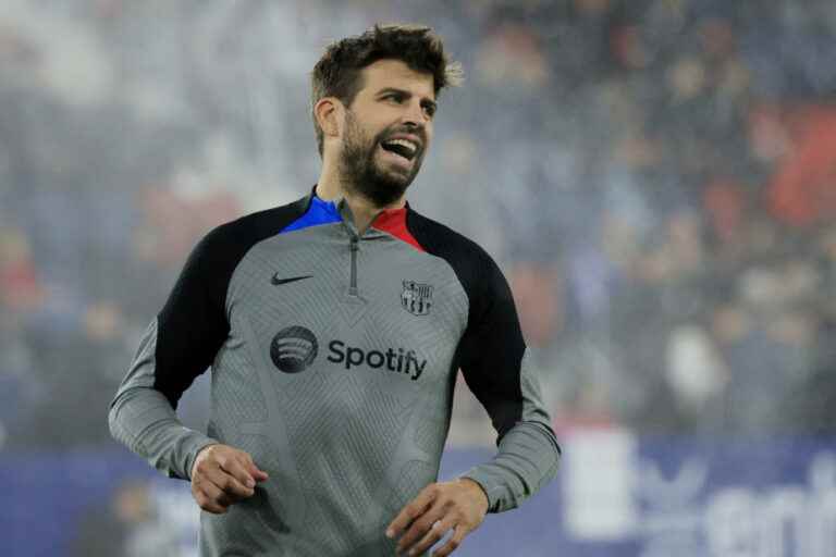 Pique sent off in the last game of his career