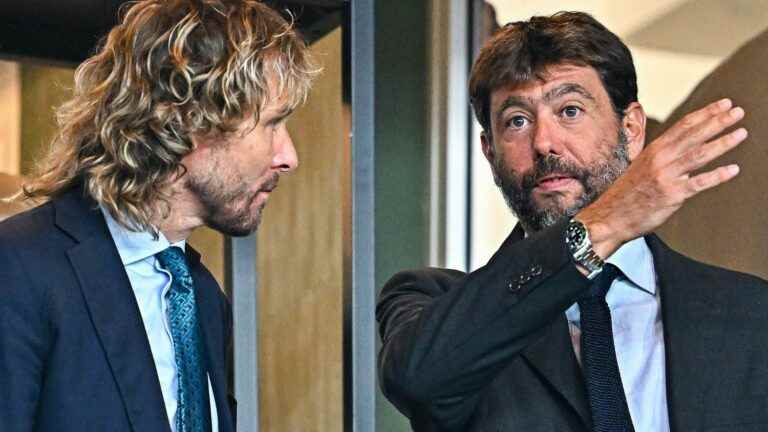 President Agnelli, Pavel Nedved and rest of Juventus Turin board resign