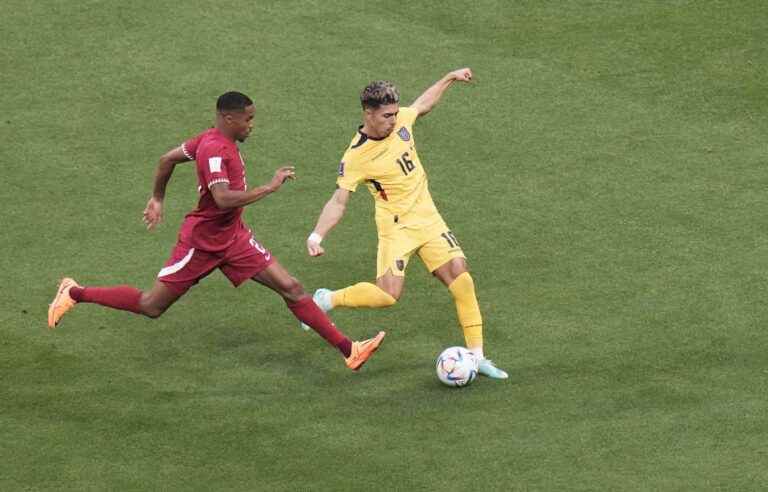 Qatar beaten 2-0 by Ecuador in 2022 World Cup opener