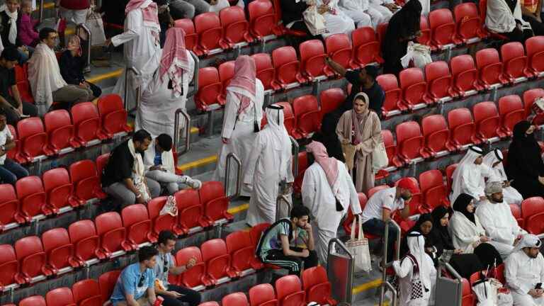 Qatar fans leave the stadium in the middle of the opening match against Ecuador