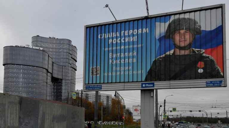 Russian women went to look for their husbands at the front