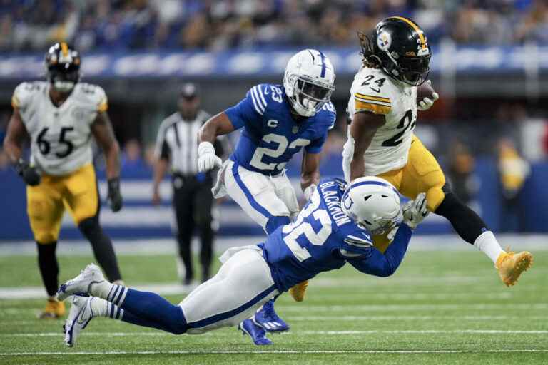 Steelers win 24-17 over Colts