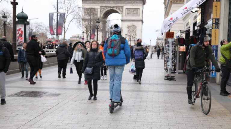 The National Road Safety Council calls for “defining the sidewalk” to make it accessible to pedestrians, facing scooters and bicycles