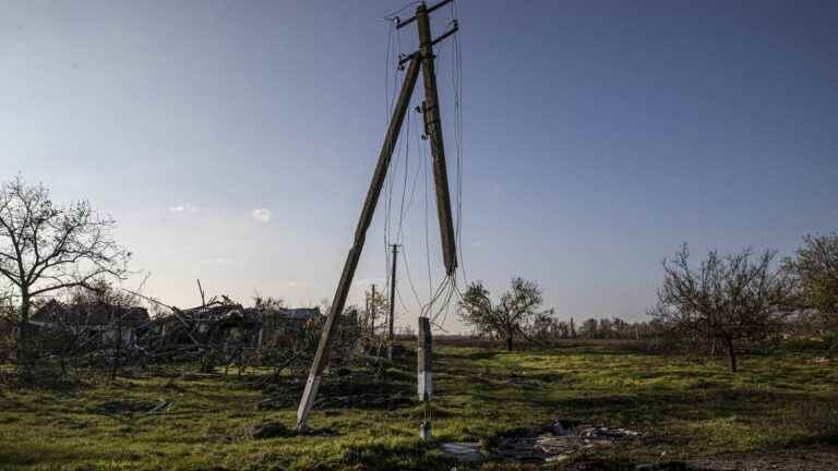 The Ukrainian army enters the city of Kherson, which had been occupied for more than eight months by Russian forces