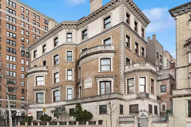 The exotic pearl of the week |  A New York Golden Age mansion