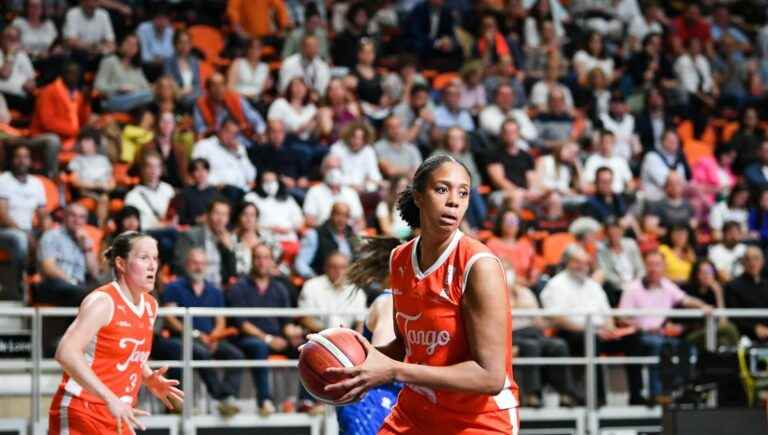 The reunion of Bourges Basket with its former player Iliana Rupert