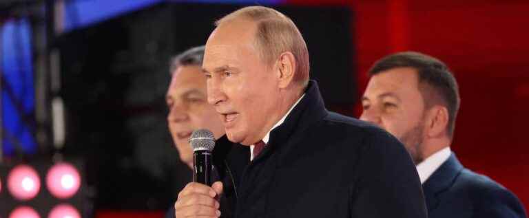 Vladimir Putin is seriously ill according to persistent rumors