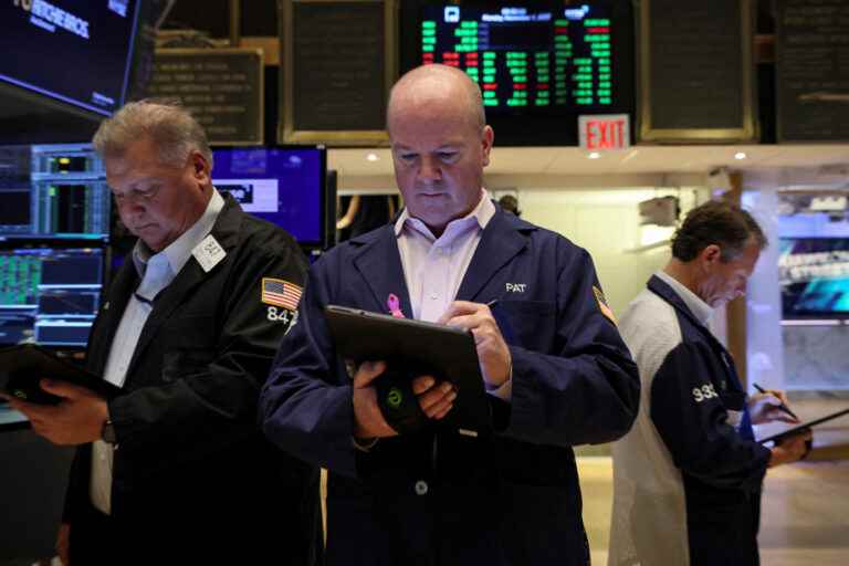 Wall Street up slightly on congressional election day