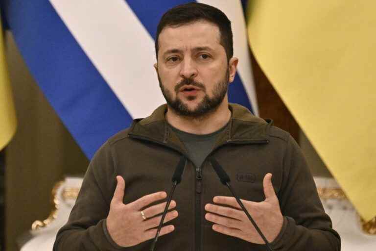 War in Ukraine, Day 262 |  Zelensky accuses Russians of atrocities in Kherson