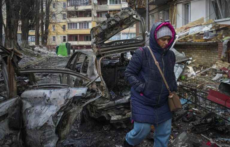 War in Ukraine: Millions of Ukrainians still plunged into darkness and cold after Russian strikes