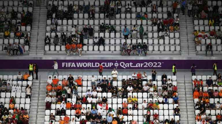 atmosphere but sparse stands for the first poster between Senegal and the Netherlands