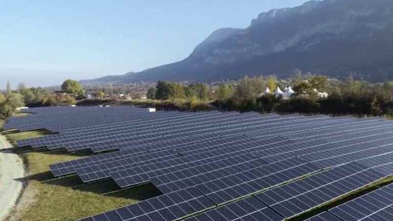 photovoltaic panels installed along highways