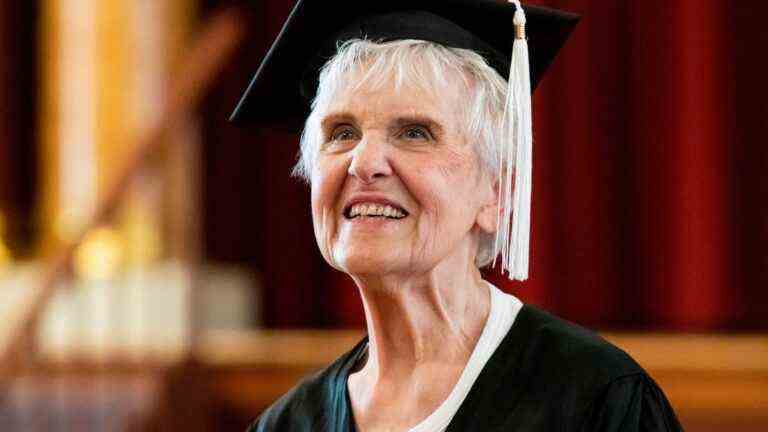 American great-grandmother earns her first degree at 90, 71 years after leaving college