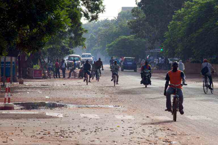 At least 10 people killed in the explosion of a bus in Burkina Faso