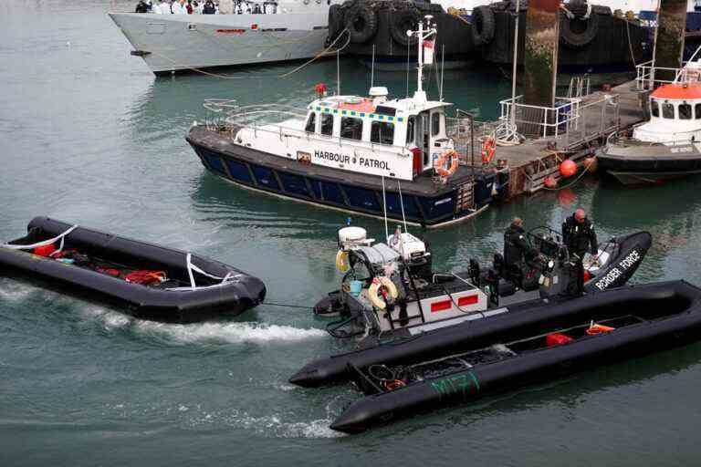 At least four migrants dead in a shipwreck in the English Channel