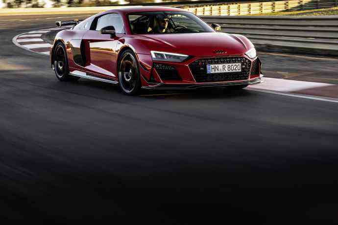 Audi |  The R8 completes its production with a variant for purists