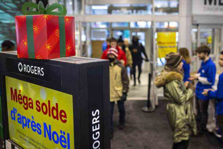 Boxing day chilly in Montreal stores