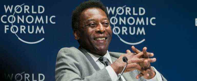 Brazil: Pelé’s relatives at his bedside in hospital