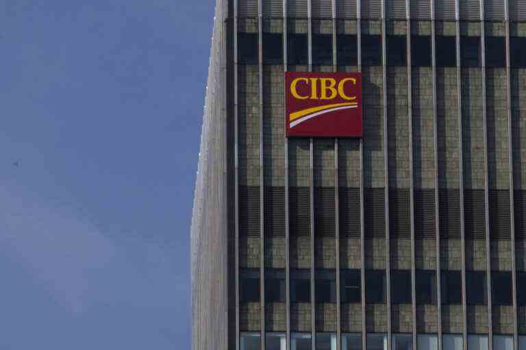 CIBC announces reduction for dividend reinvestment