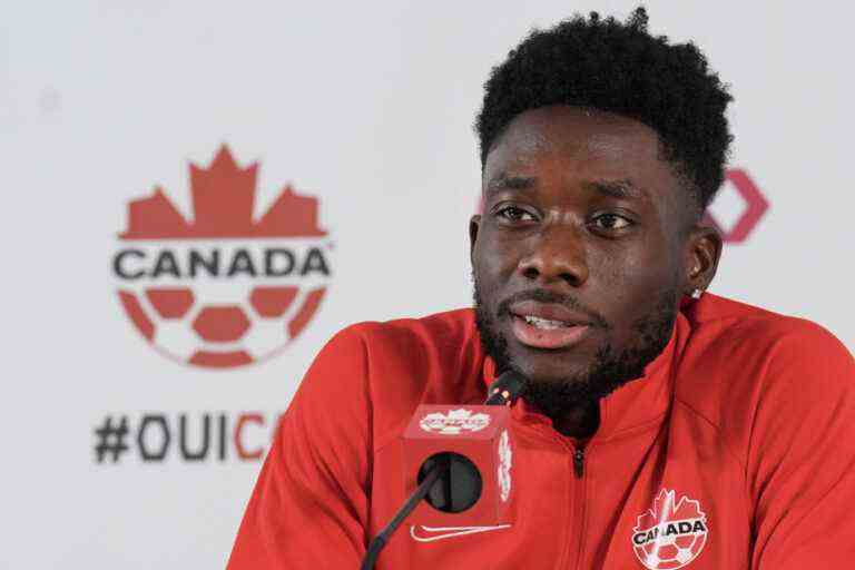 Canada |  Alphonso Davies named soccer player of the year