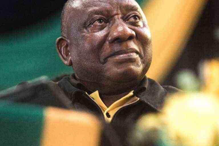 Concealed Burglary |  South African president has no intention of resigning