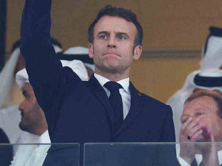 Emmanuel Macron makes a big mistake on Twitter… Internet users are having a blast!