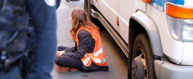 Environmental activists break into airport runways in Berlin and Munich