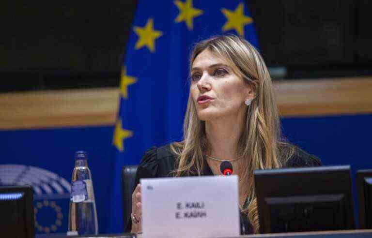 European Parliament strips Eva Kaili of her post as Vice-President