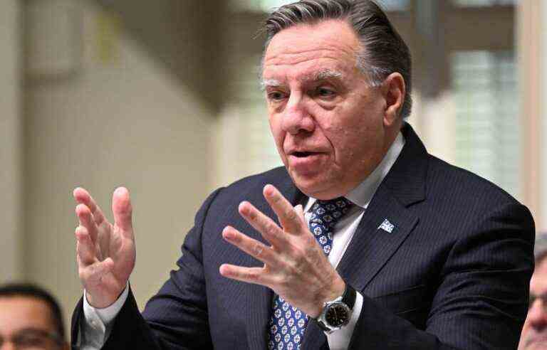 François Legault admits it’s hard to live on $18 an hour