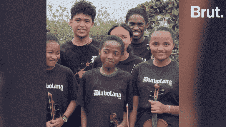 In Madagascar, they taught to play an instrument to 19 orphans