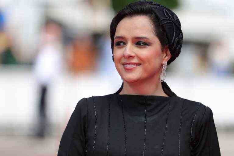 Iran |  Asghar Farhadi calls for the release of actress Taraneh Alidoosti