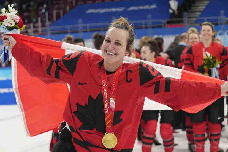 Marie-Philip Poulin, Canadian Press Female Athlete of the Year