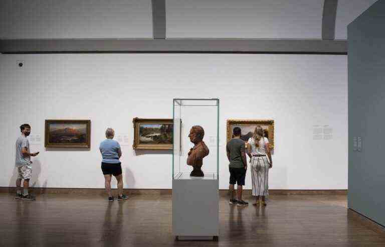 Patrons and gallery owners worry about the crisis at the National Gallery of Canada