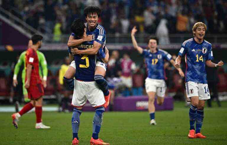 Spain and Japan go through to the round of 16 of the World Cup, Germany comes out