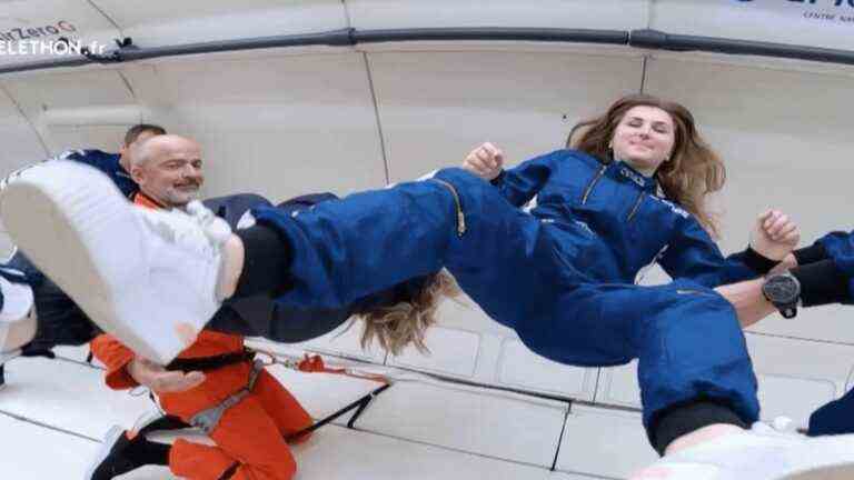 Telethon 2022: two sisters forget the disease thanks to weightlessness