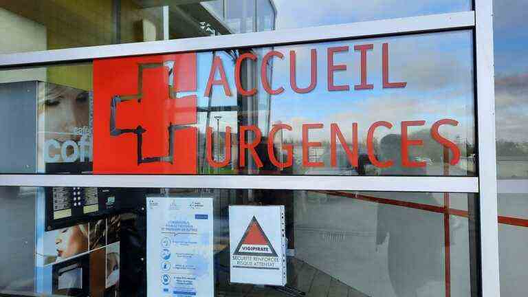 “The 15 centers are overstretched” and “the emergency services are completely congested”, warns the president of Samu-Urgences de France