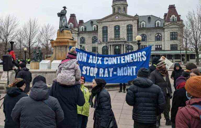 The opposition movement to Ray-Mont Logistiques is growing