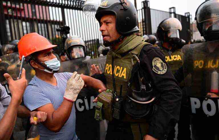 The protest is growing in Peru, the ex-president remains in prison