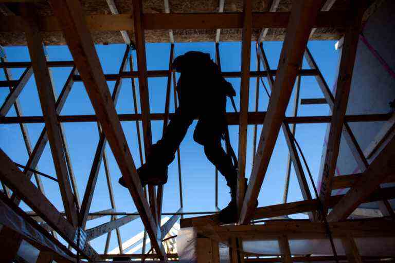 The value of building permits falls in the residential sector