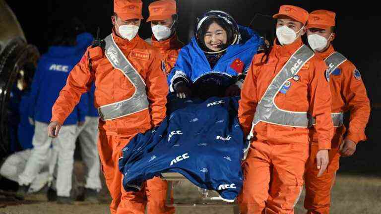 Three Chinese astronauts return to earth after spending six months in space