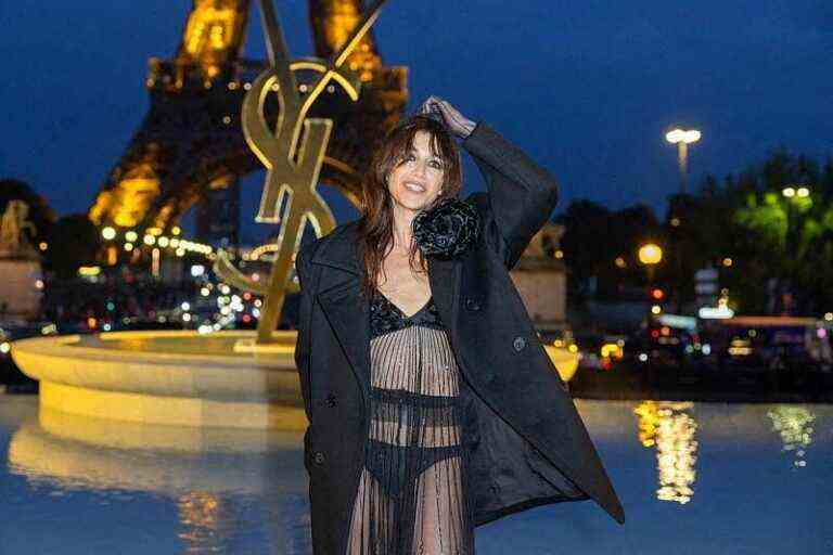 Transparent black dress, Charlotte Gainsbourg lights up the red carpet in Saudi Arabia