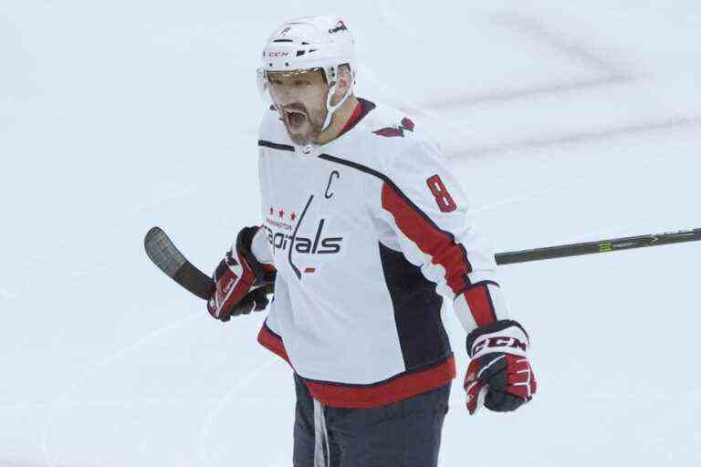 Tuesday in the NHL |  Alex Ovechkin becomes the third player to reach 800 goals