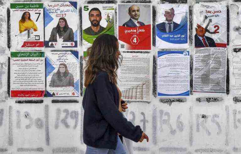 Tunisians elect a Parliament without real powers